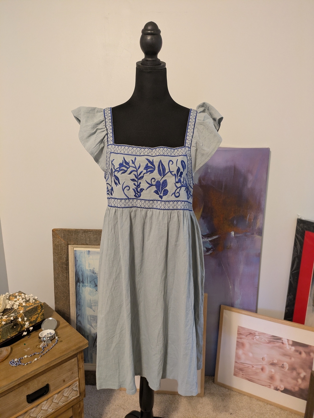 NWT SHEIN Vacay Gray Midi Dress with Navy Floral Embroidery And Flutter Sleeves